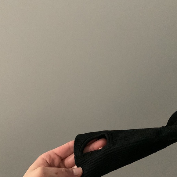 Aéropostale long sleeve crop top, black size L - Picture 2 of 3